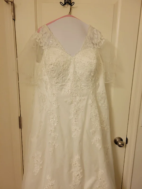 Now or Never David's Bridal 803
