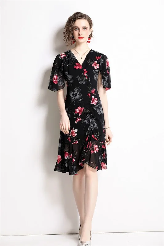 Bonus Savings Black & Floral print A-line Above Knee Women`s Day Dress
