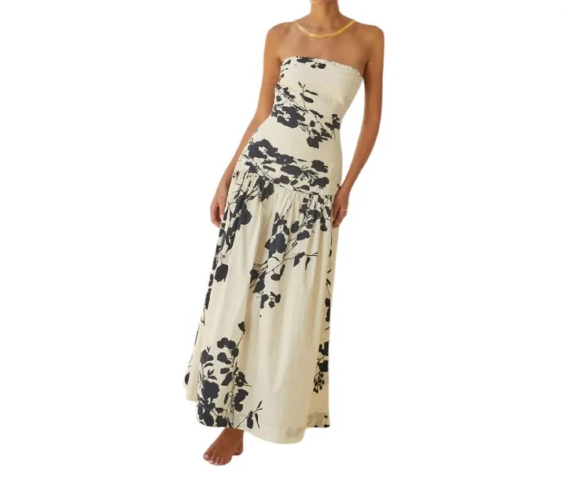 Price Fest Malia Maxi Dress In Bold Flowers