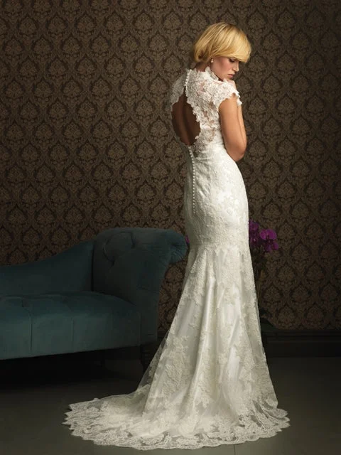 Hot Deal Other Allure Bridal, Style 8764