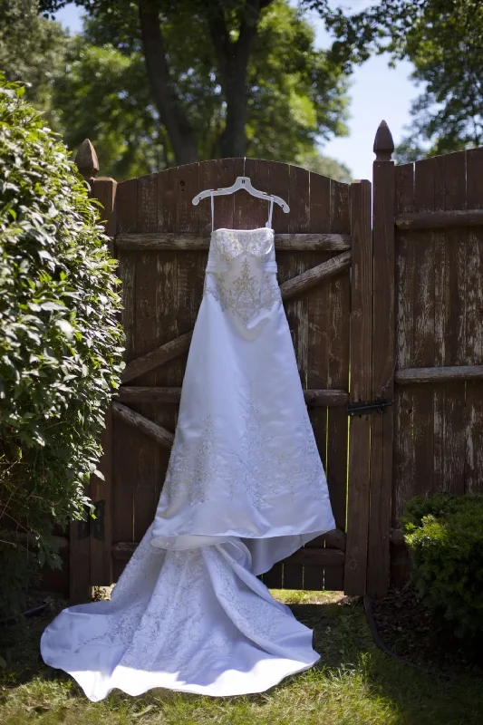 Mega Deal David's Bridal 7v9364