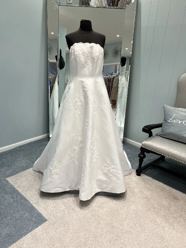 Early Access David's Bridal 9T8274