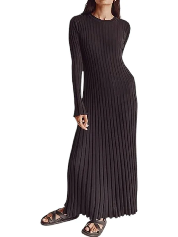 New Arrival Long Sleeved V-Neck Sweater Knit Dress In Black