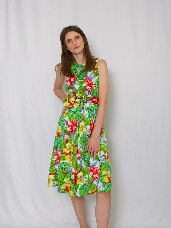 Final Markdown Vintage large floral print summer dress sleeveless