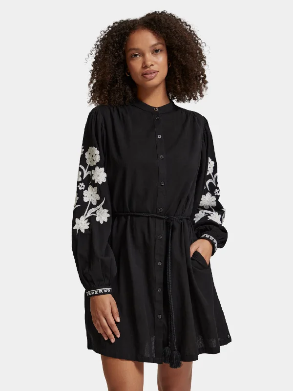 New Deals Mini dress with sleeve embroidery