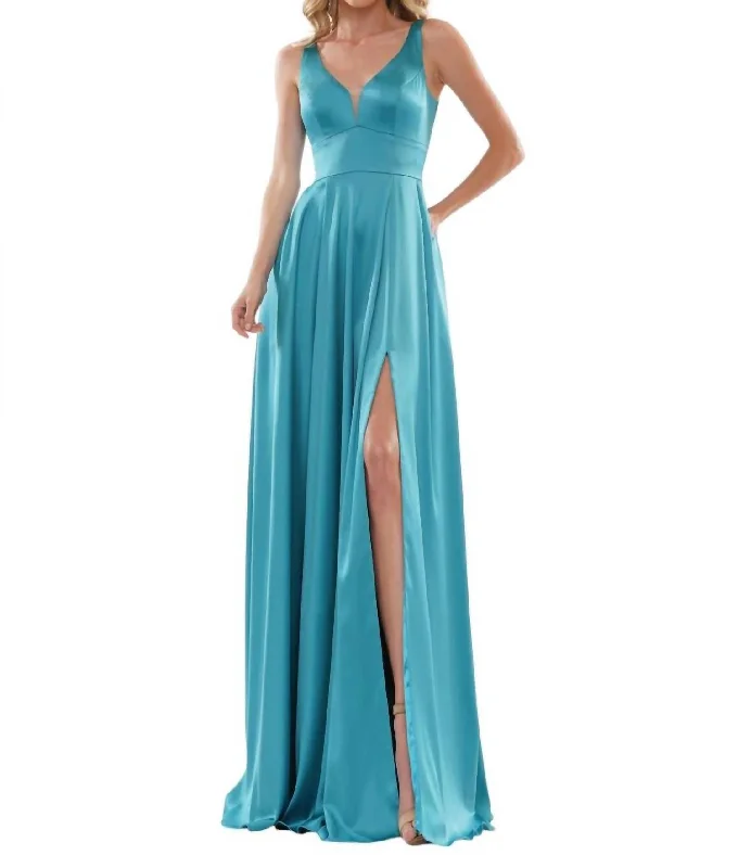 Exclusive Access Deep V-Neck Satin A-Line Gown In Teal