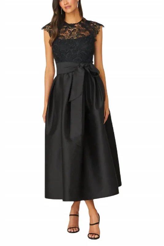 Final Sale Cline Midi Dress In Jet