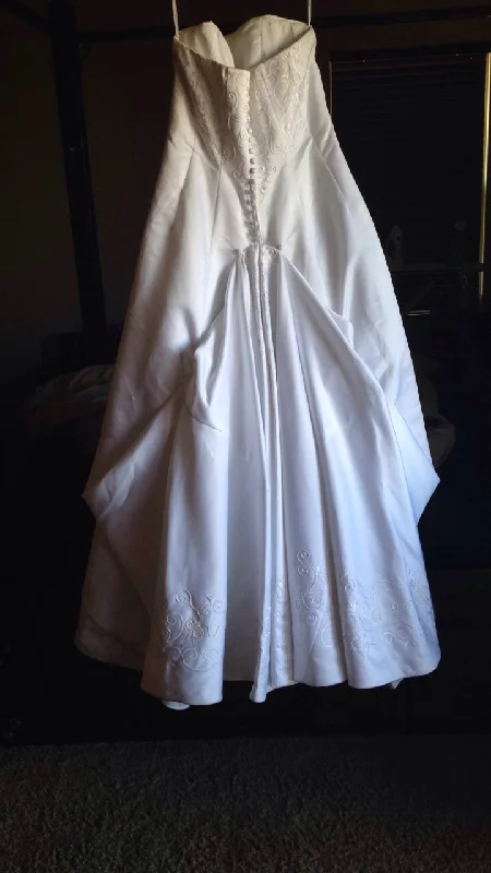Warehouse Sale David's Bridal 95268