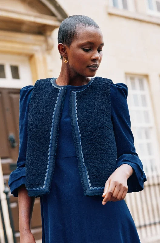 Deal Dash Trim Detail Eco Fleece Gilet | Navy