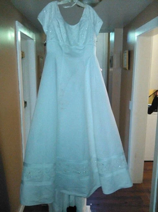 Shop and Save David's Bridal 9SL2165BX