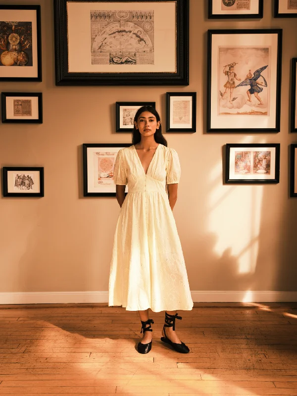 Super Sale Broderie anglaise midi dress