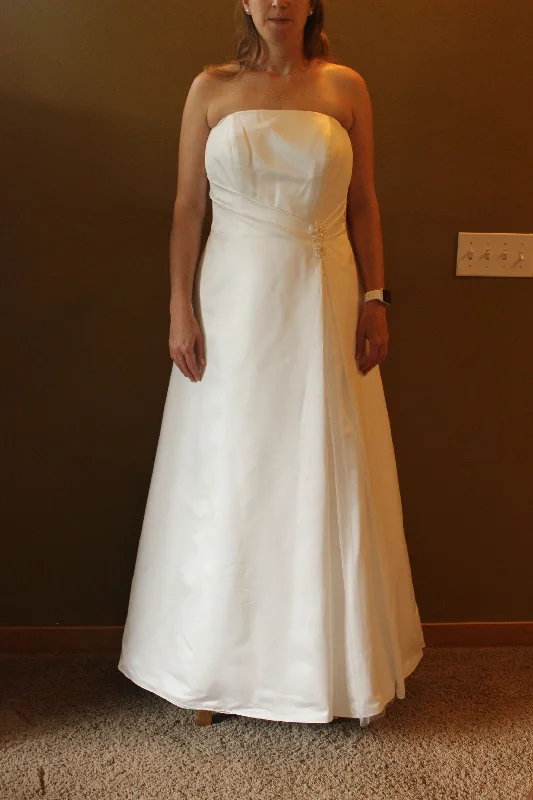 Daily Deals David's Bridal 9op1306