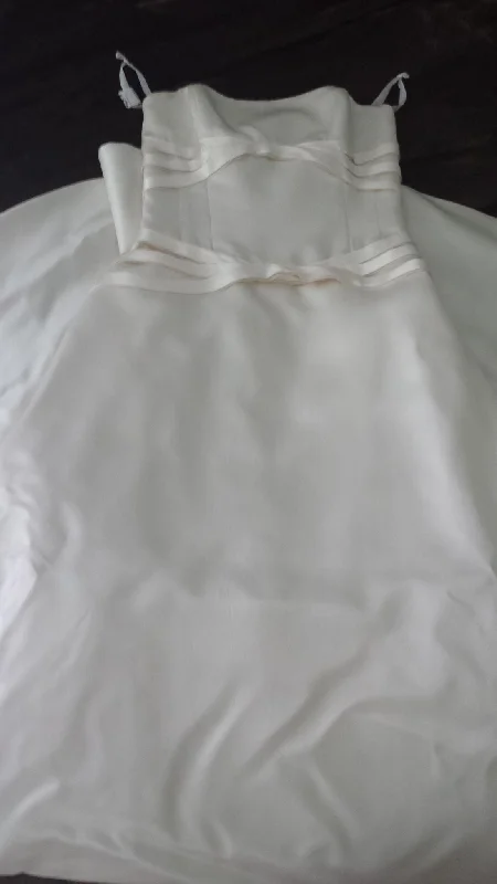 Early Access Rivini Strapless Duchess Satin Button Back