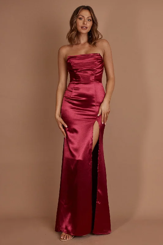 Massive Deals Kalisa Strapless Thigh Split Maxi Dress Burgundy