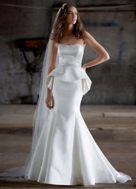 Closeout David's Bridal T3518