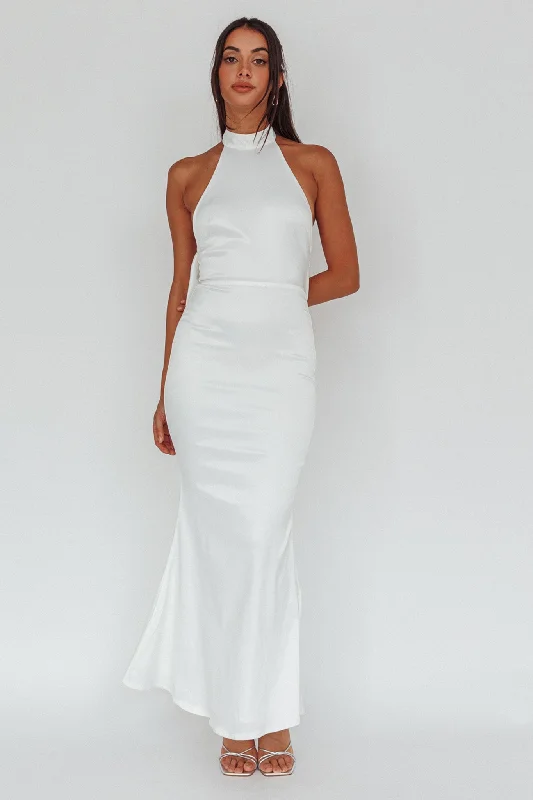 Special Savings Fifth Avenue Bow Back Maxi Dress White