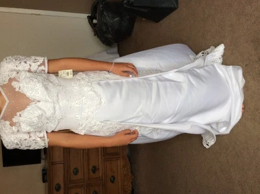 Exclusive Online Offer David's Bridal 90037WHITE
