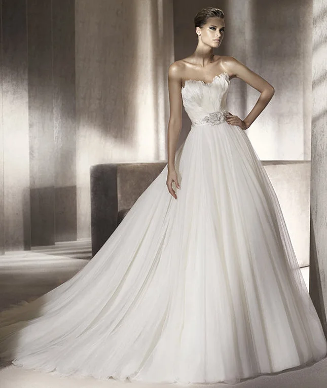Friends and Family Sale Pronovias Princesa 2012