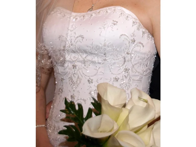 YEAR-End Clearance Oleg Cassini ct 258