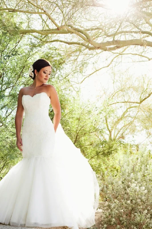 One-DAY Sale Monique Lhuillier BL1114