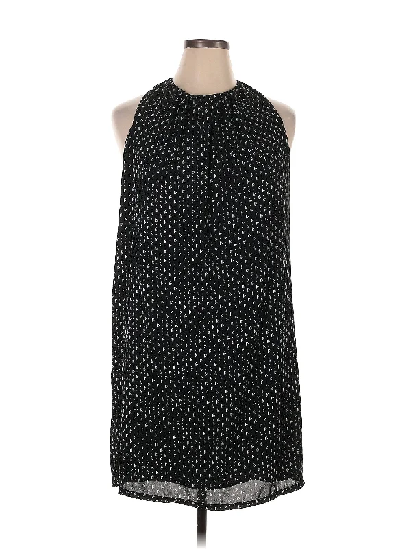 Hurry In Casual Dress