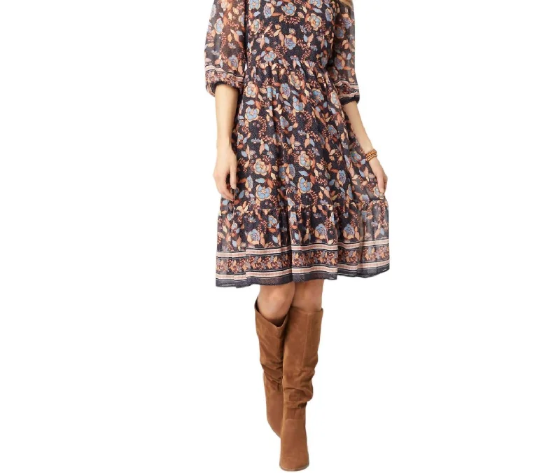 Shop and Save Amber Printed V-Neck Dress In Black Floral