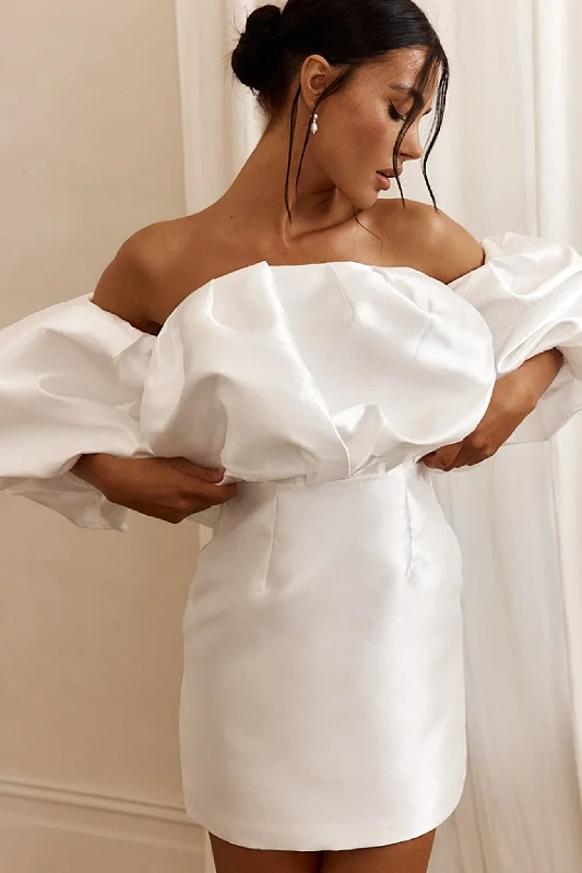 Closeout Dream Time Puffed Neckline Mini Dress Off White