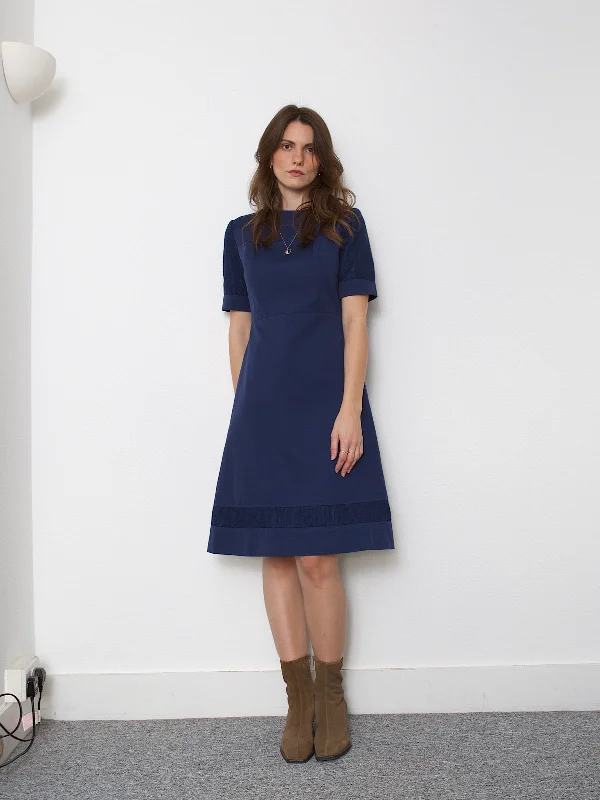 Year-End Sale 60s Vintage Miss Feraud dress navy with corduroy